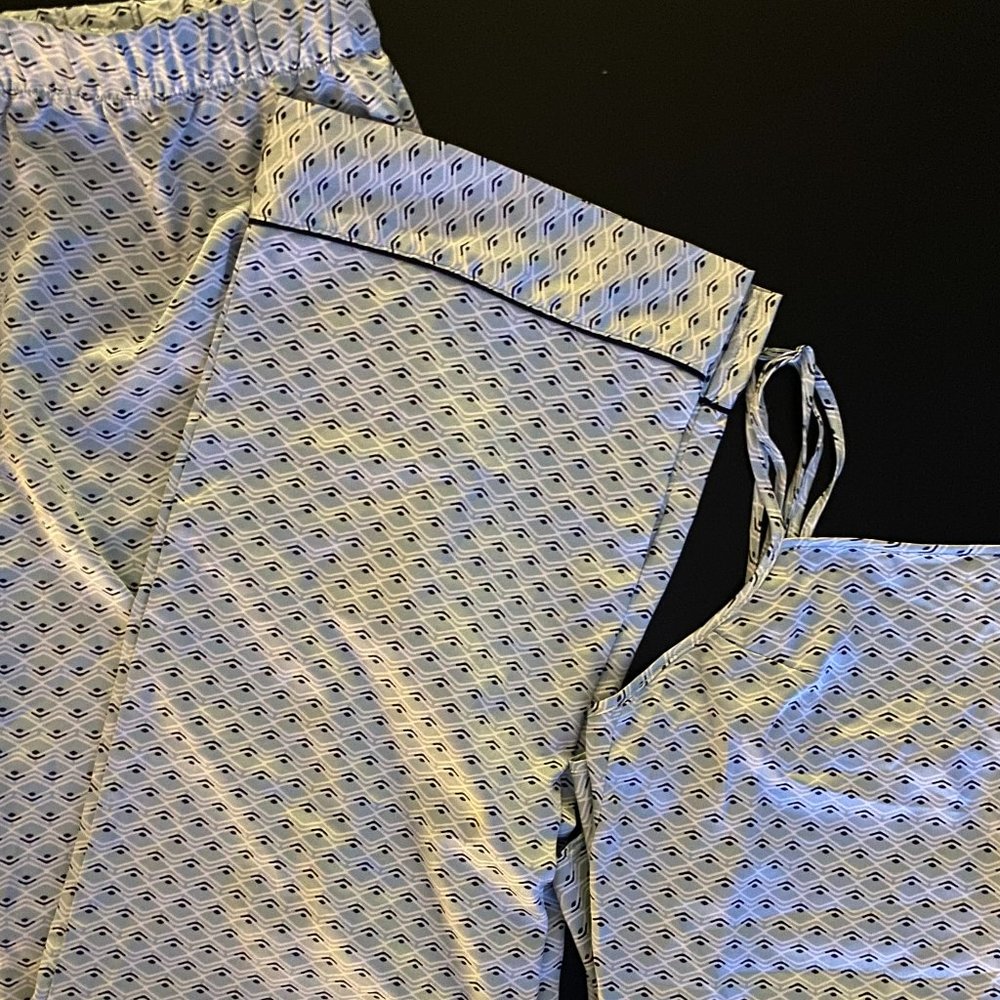 Victoria Secret Navy and Teal Satin Pajama Set - Medium